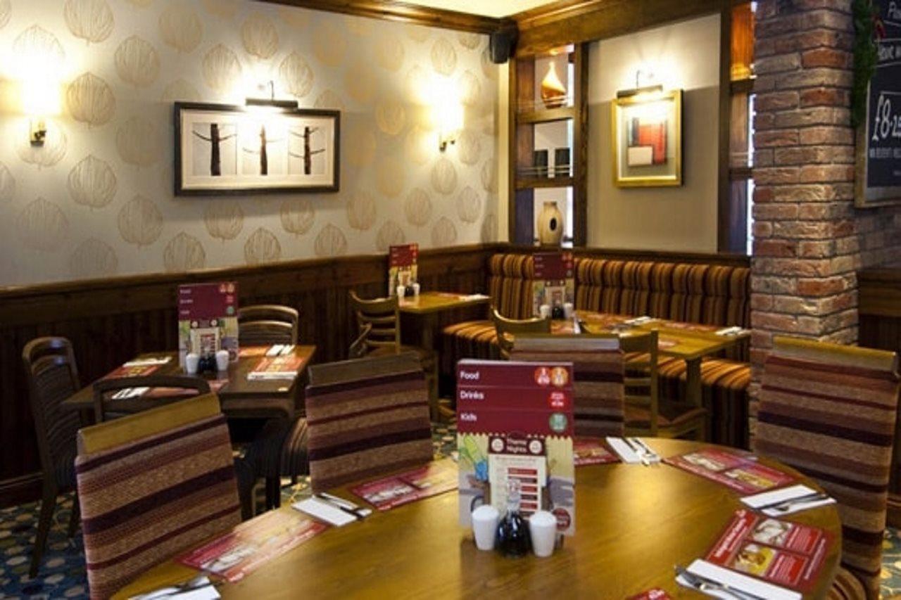 Premier Inn Bristol Filton Ngoại thất bức ảnh